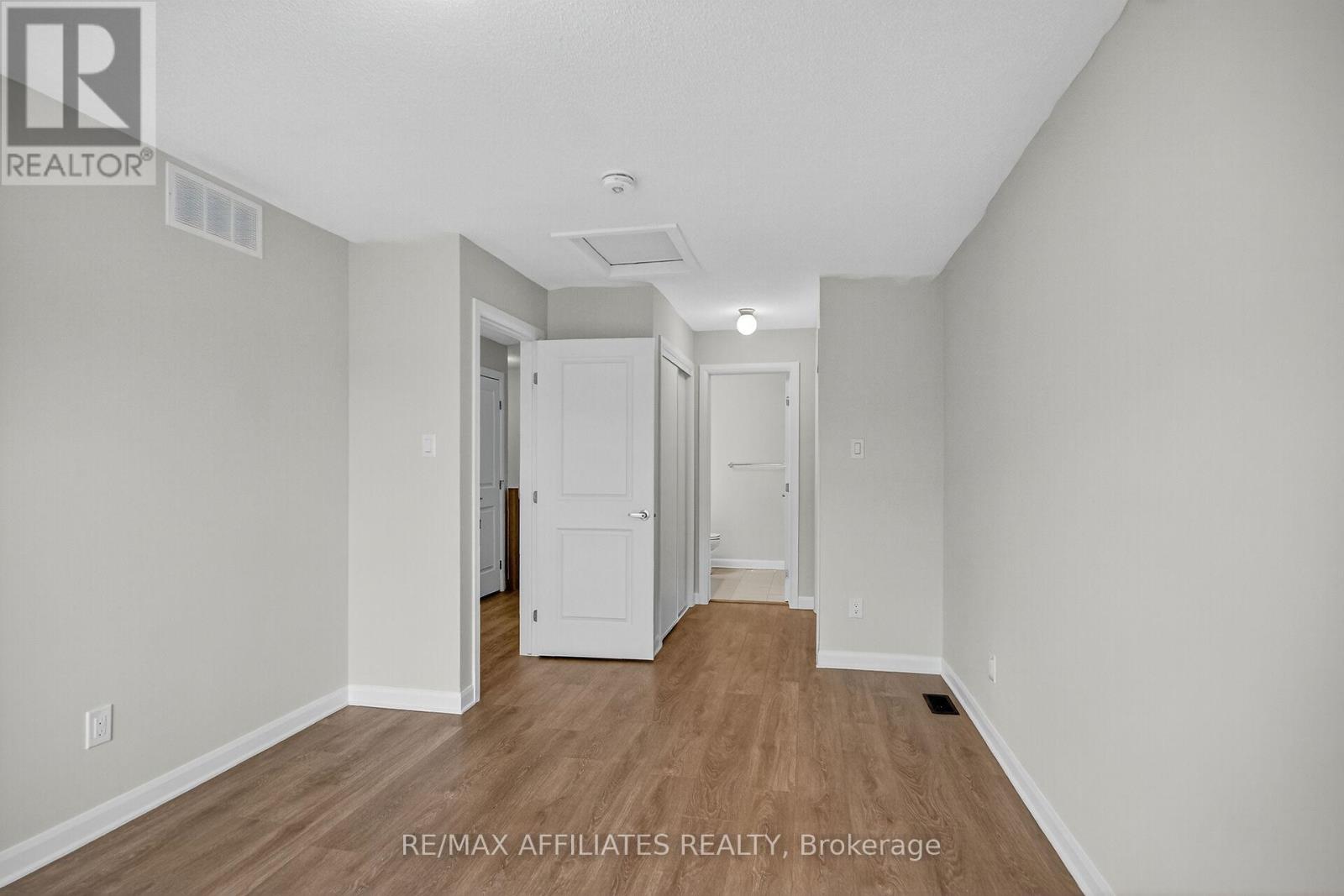 525 Woodlily Private, Ottawa, Ontario  K2T 0S6 - Photo 24 - X12555250