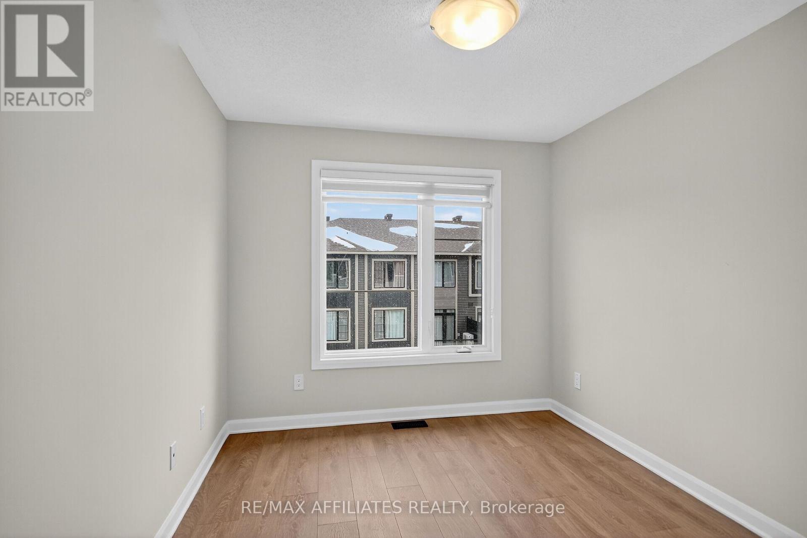 525 Woodlily Private, Ottawa, Ontario  K2T 0S6 - Photo 27 - X12555250