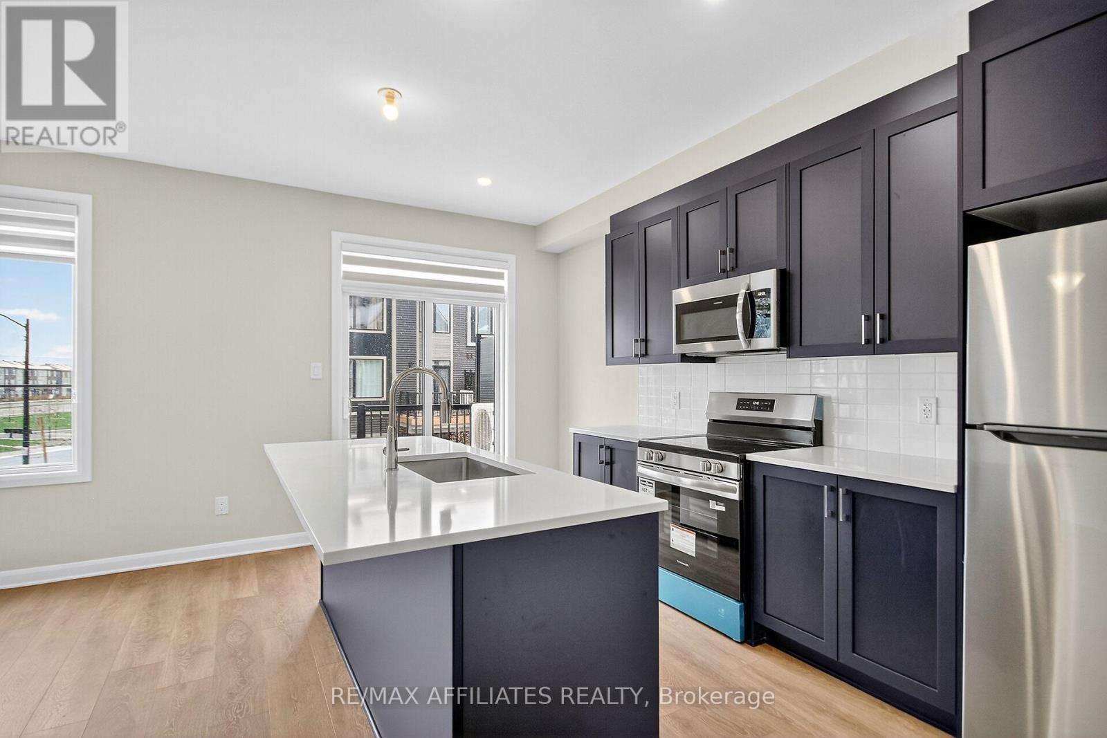 525 Woodlily Private, Ottawa, Ontario  K2T 0S6 - Photo 9 - X12555250