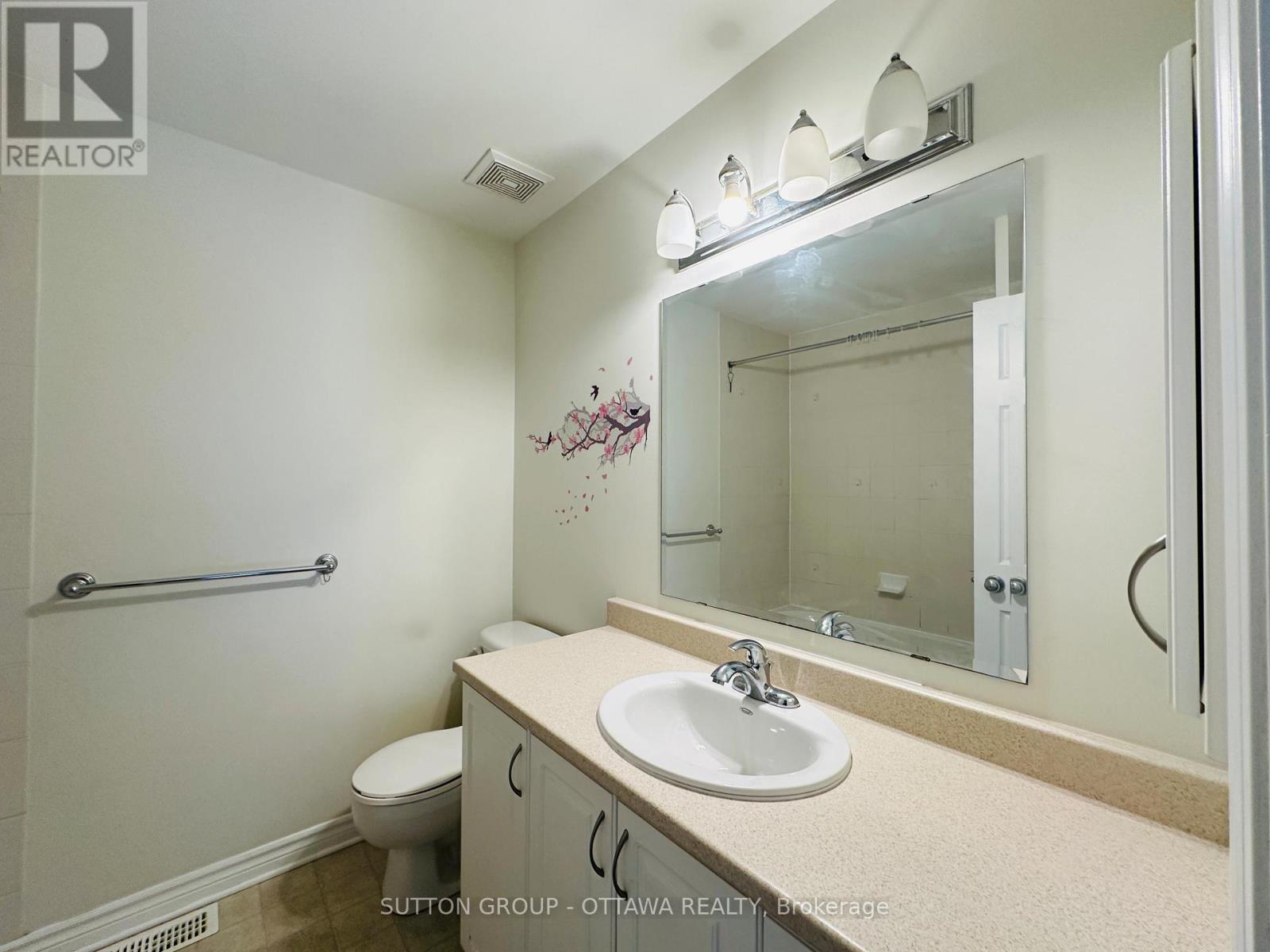 416 Cresthaven Drive, Ottawa, Ontario  K2G 4P4 - Photo 23 - X12555252