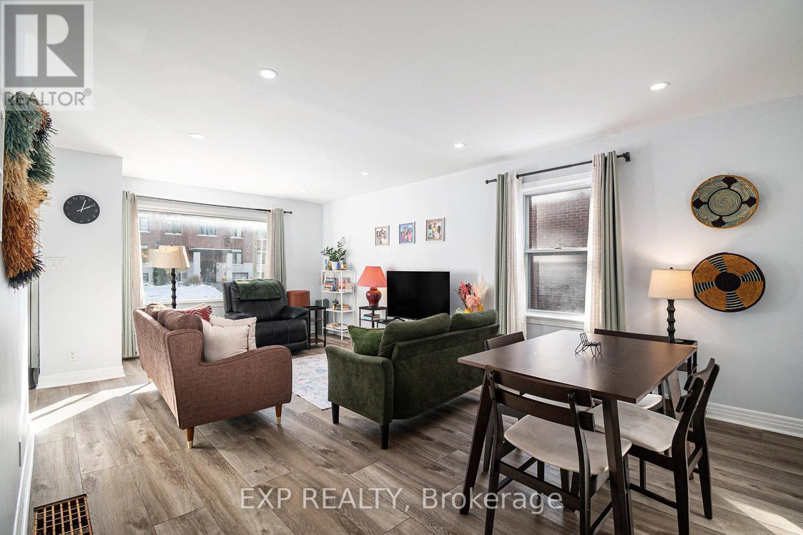 329 Donald Street, Ottawa, Ontario  K1K 1M4 - Photo 2 - X12555296