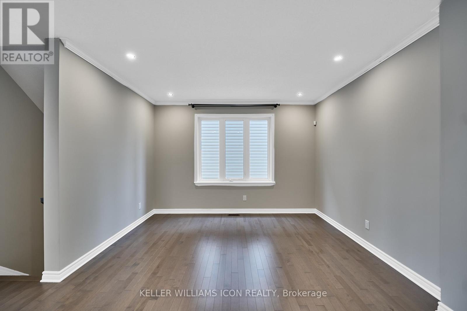 830 Contour Street, Ottawa, Ontario  K1W 0G6 - Photo 9 - X12555326