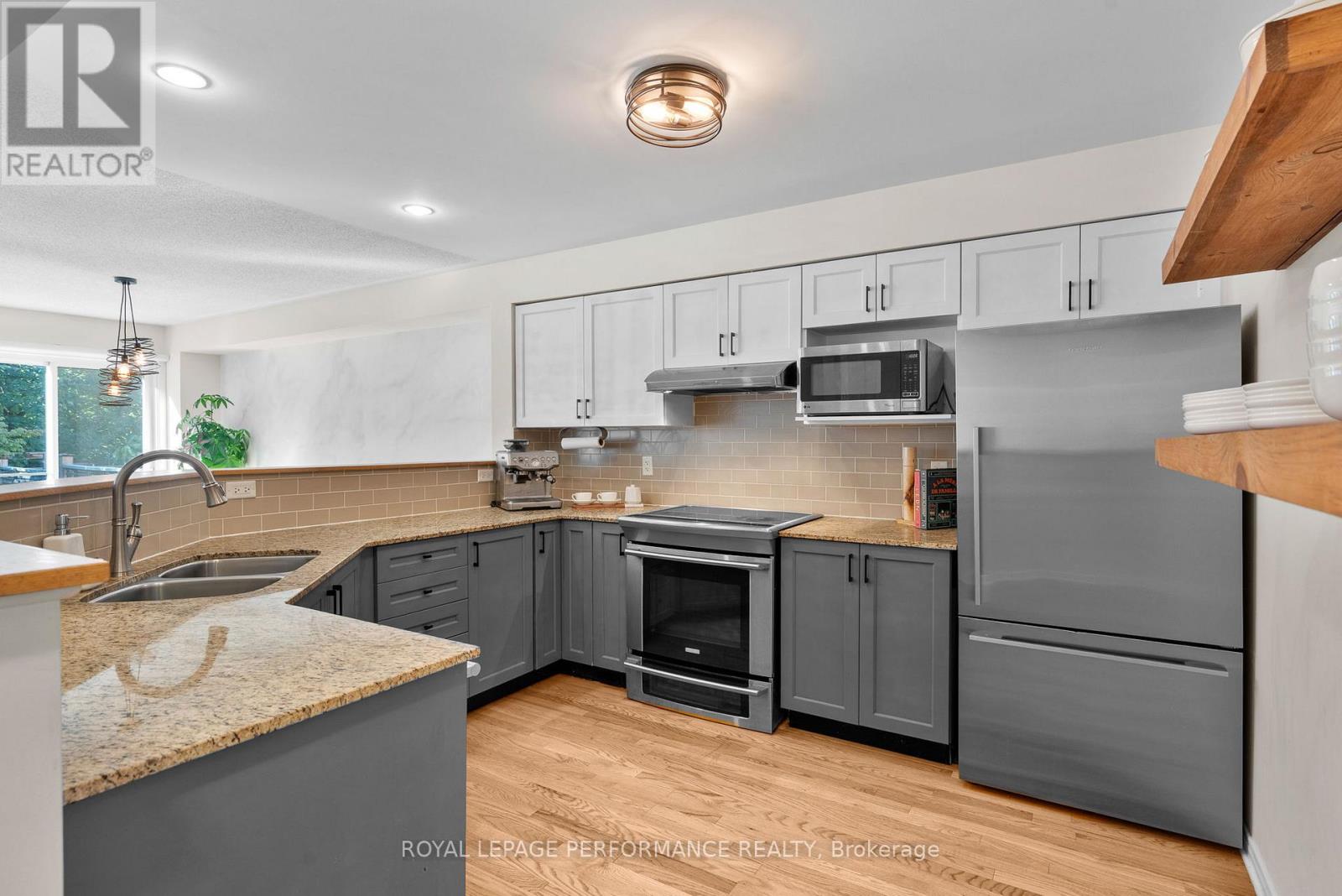 287 Meilleur Private, Ottawa, Ontario  K1L 0A2 - Photo 4 - X12555418