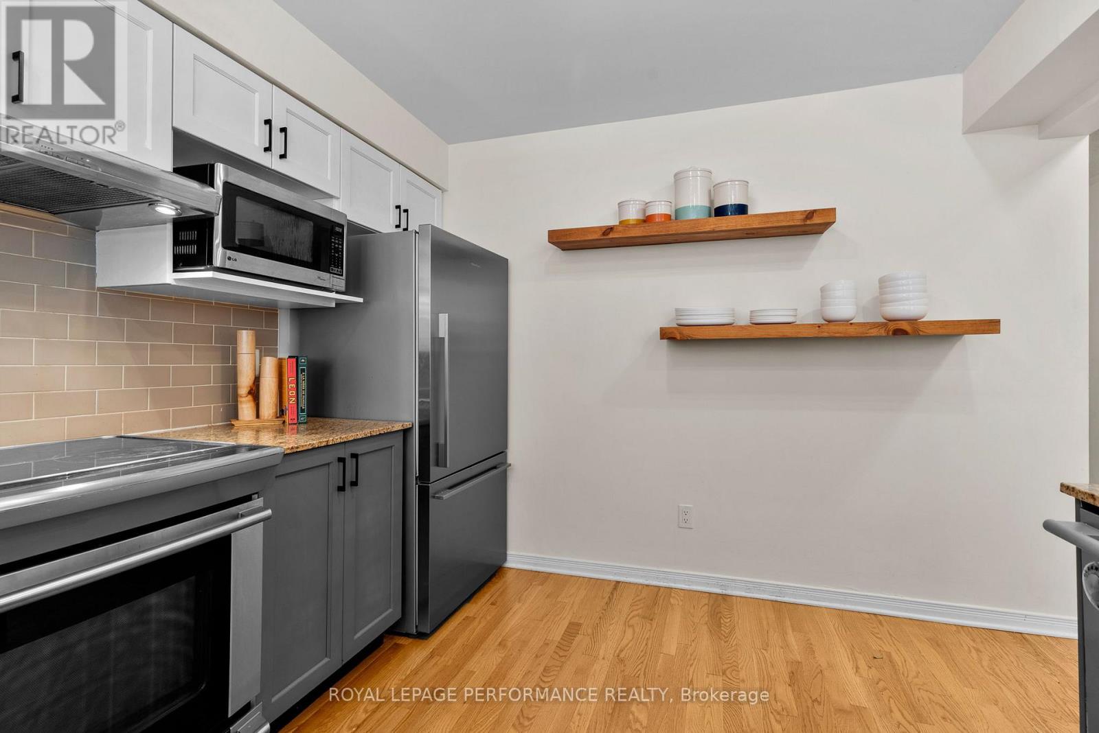 287 Meilleur Private, Ottawa, Ontario  K1L 0A2 - Photo 6 - X12555418