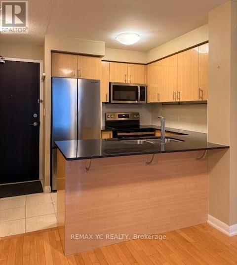 2506 - 5791 Yonge Street, Toronto, Ontario  M2M 0A8 - Photo 2 - C12552252