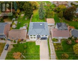 44 MUIR DRIVE, Toronto, Ontario