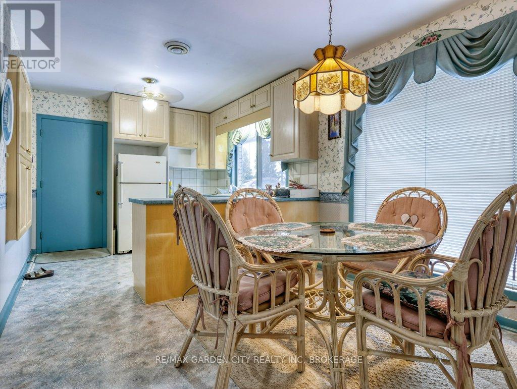 1234 Pelham Road, St. Catharines, Ontario  L2R 6P7 - Photo 13 - X12555186