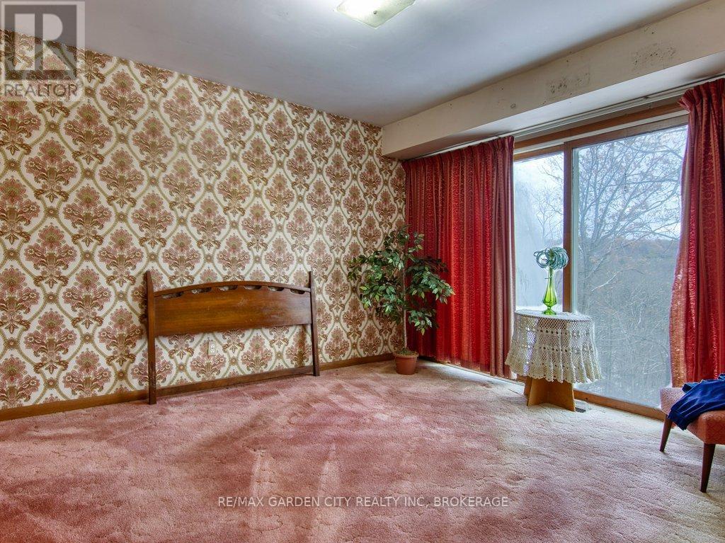 1234 Pelham Road, St. Catharines, Ontario  L2R 6P7 - Photo 14 - X12555186