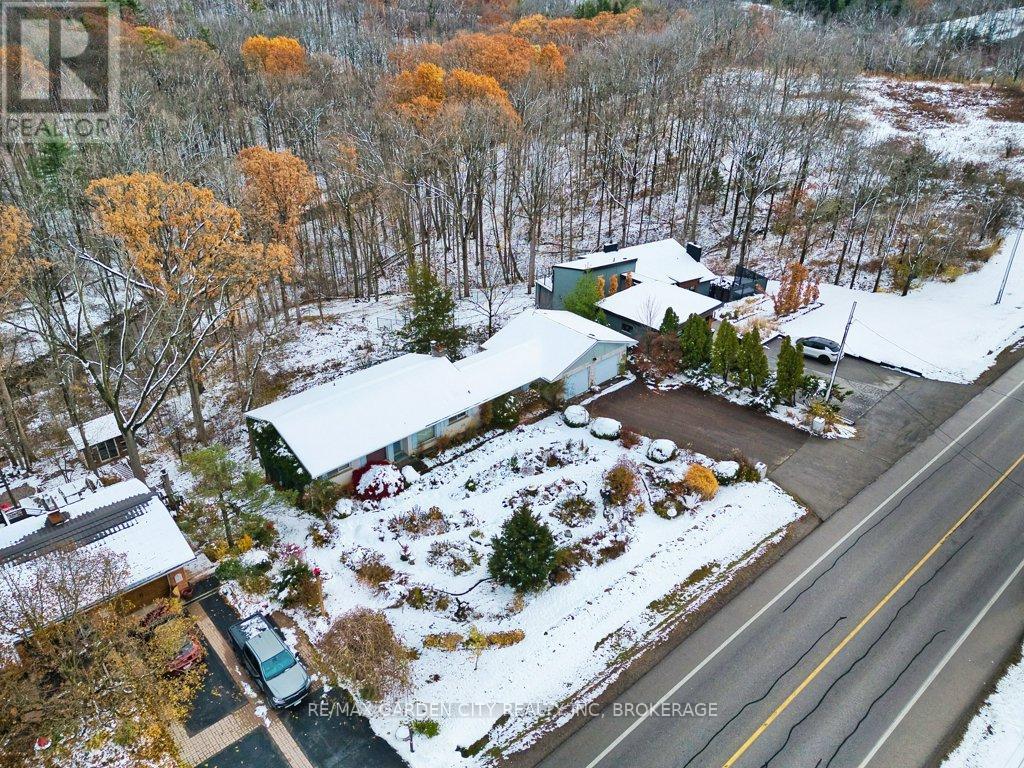 1234 Pelham Road, St. Catharines, Ontario  L2R 6P7 - Photo 2 - X12555186