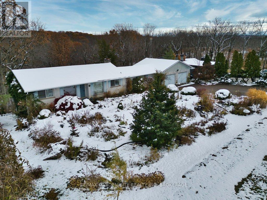 1234 Pelham Road, St. Catharines, Ontario  L2R 6P7 - Photo 4 - X12555186