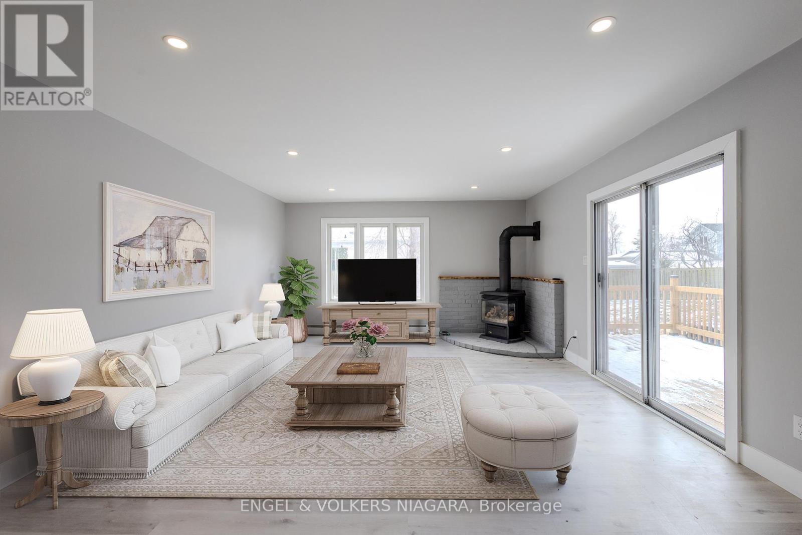 109 Queenston Boulevard, Fort Erie, Ontario  L2A 1K9 - Photo 19 - X12555228