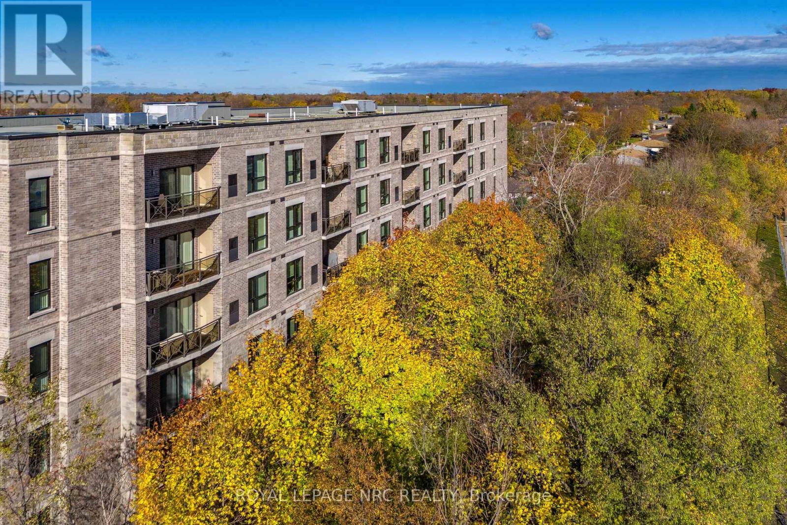 401 - 379 Scott Street, St. Catharines (Vine/linwell), Ontario  L2M 3W2 - Photo 23 - X12555264