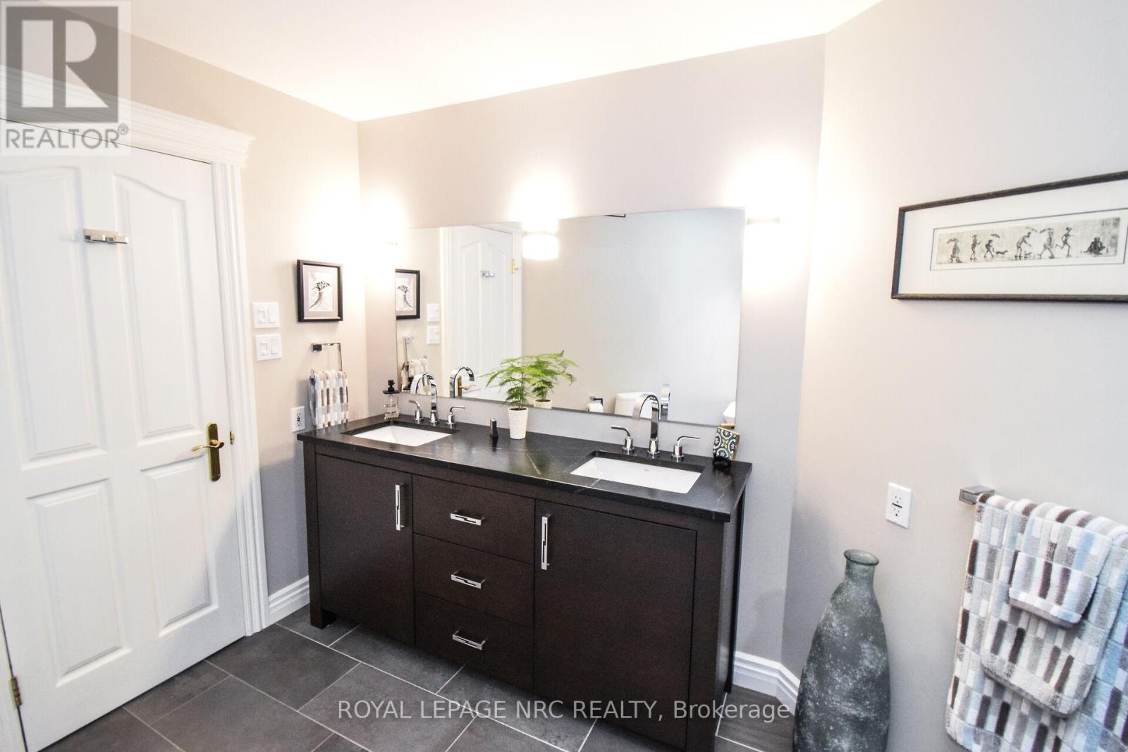 303 - 55 Main Street, St. Catharines, Ontario  L2N 4T8 - Photo 29 - X12555292