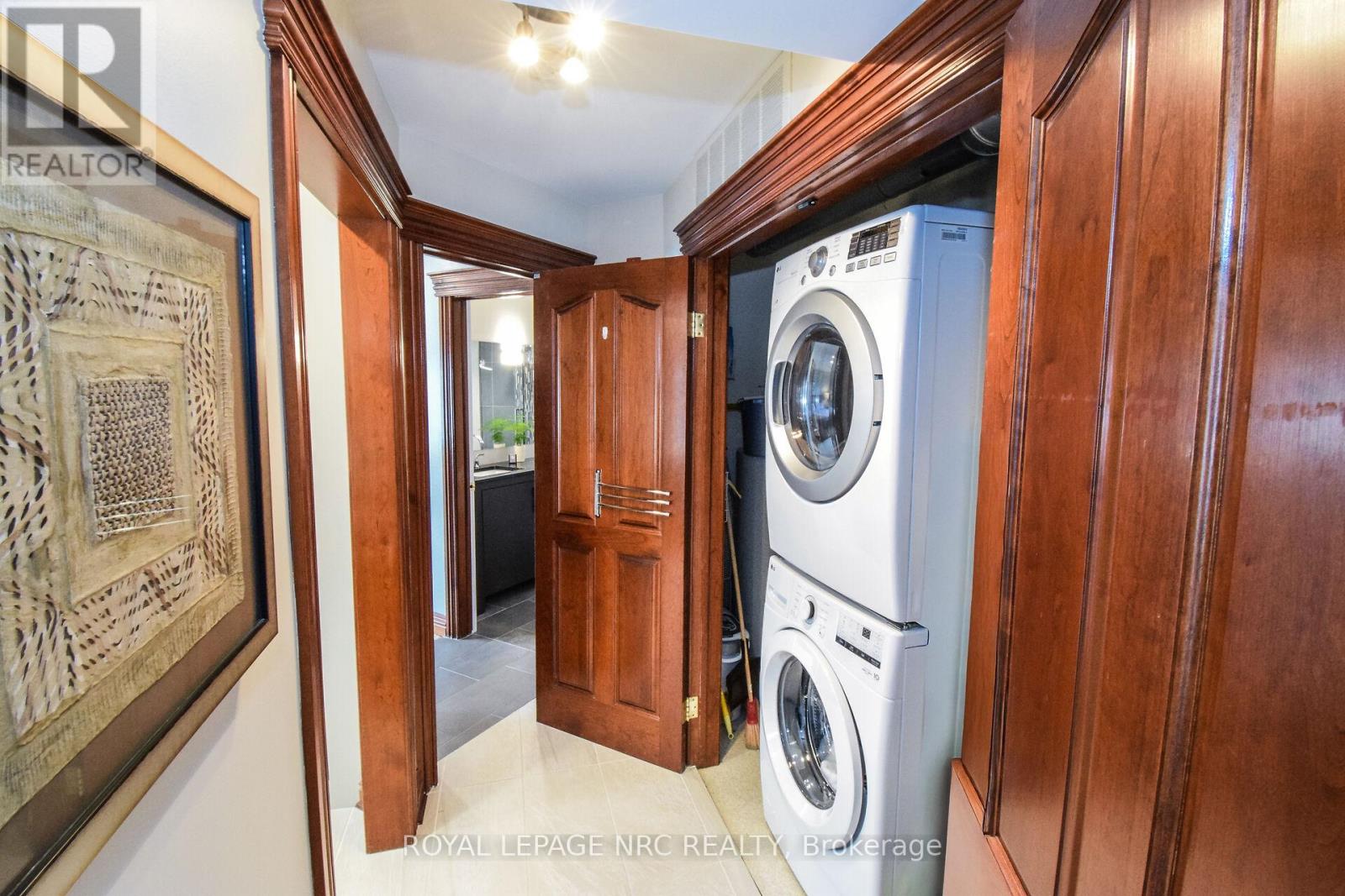 303 - 55 Main Street, St. Catharines, Ontario  L2N 4T8 - Photo 36 - X12555292