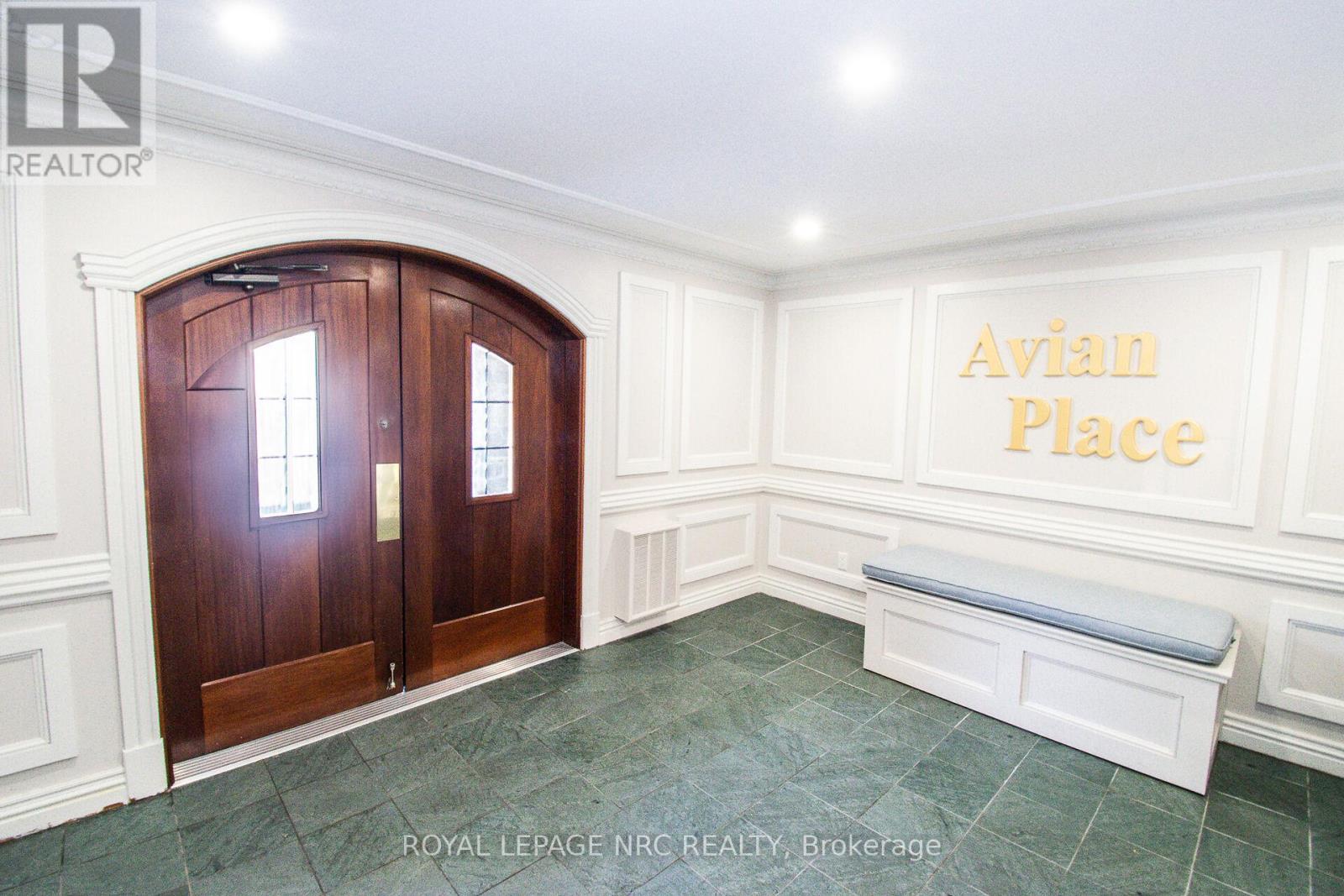 303 - 55 Main Street, St. Catharines, Ontario  L2N 4T8 - Photo 4 - X12555292