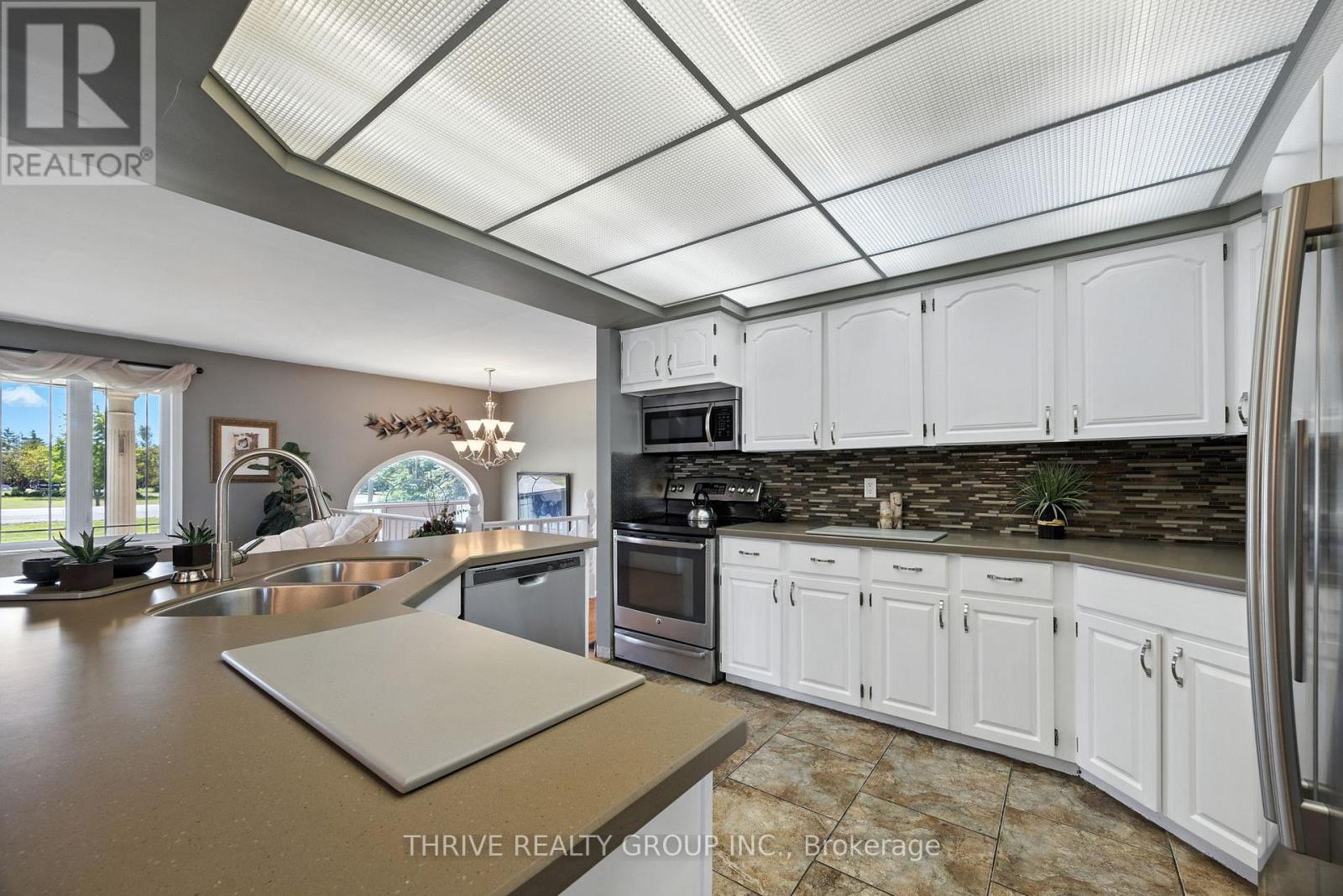 48118 Ron Mcneil Line, Malahide, Ontario N5H 2R6 - Photo 11 - X12555350