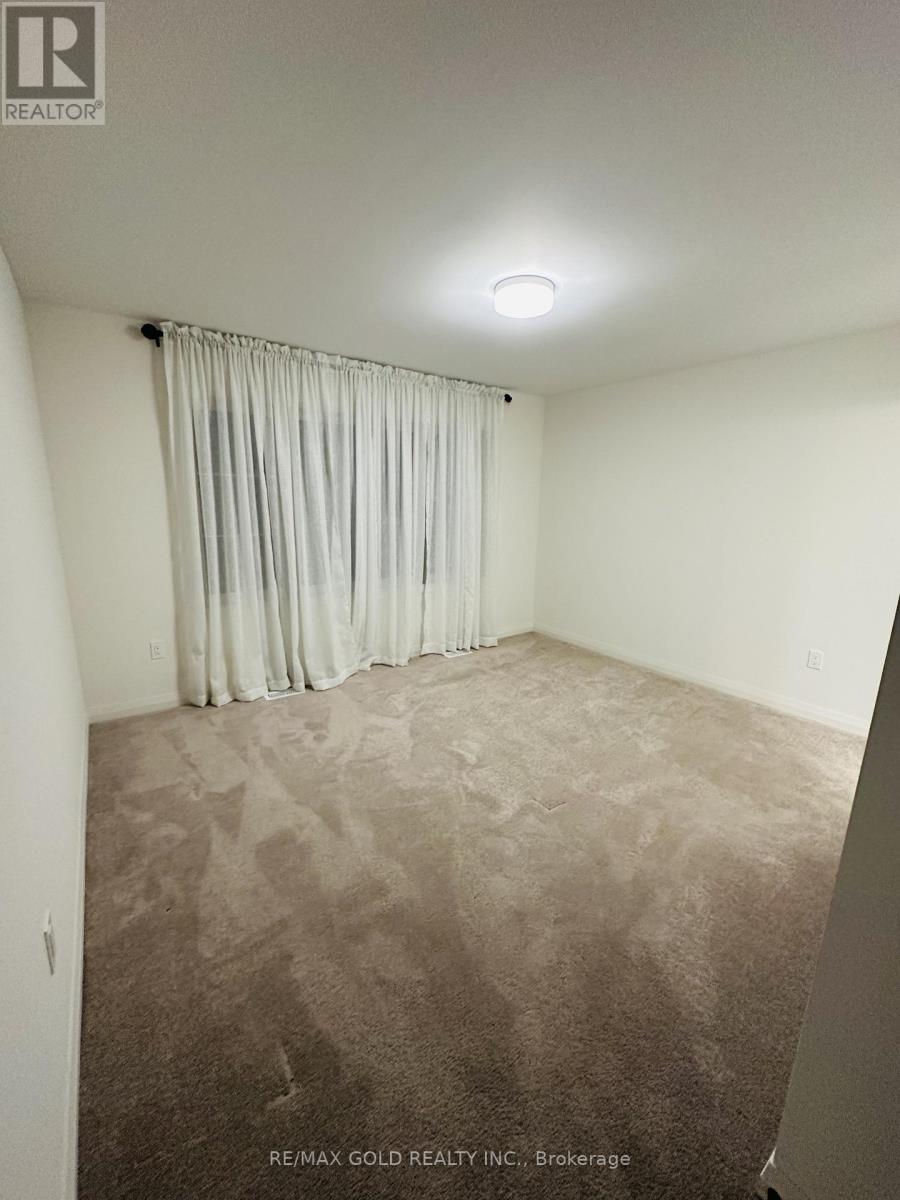 5 Bluebird Boulevard, Adjala-Tosorontio (Colgan), Ontario  L0G 1W0 - Photo 19 - N12555028