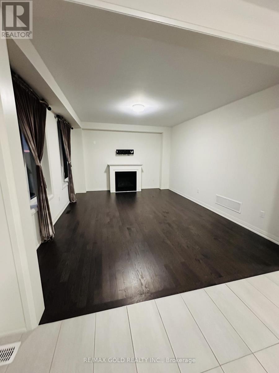 5 Bluebird Boulevard, Adjala-Tosorontio (Colgan), Ontario  L0G 1W0 - Photo 9 - N12555028