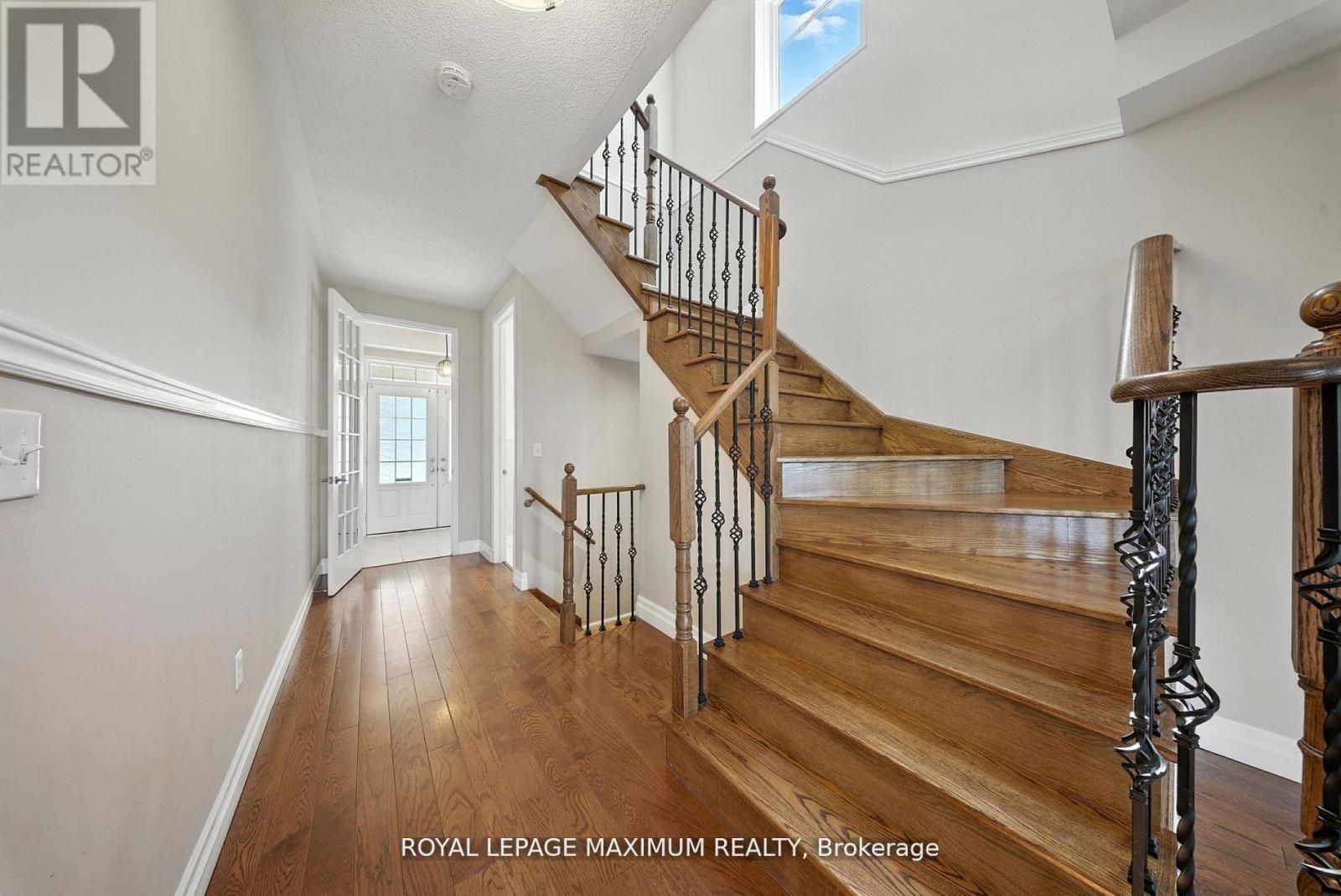 80 Cauthers Crescent, New Tecumseth, Ontario  L9R 0L2 - Photo 16 - N12555096