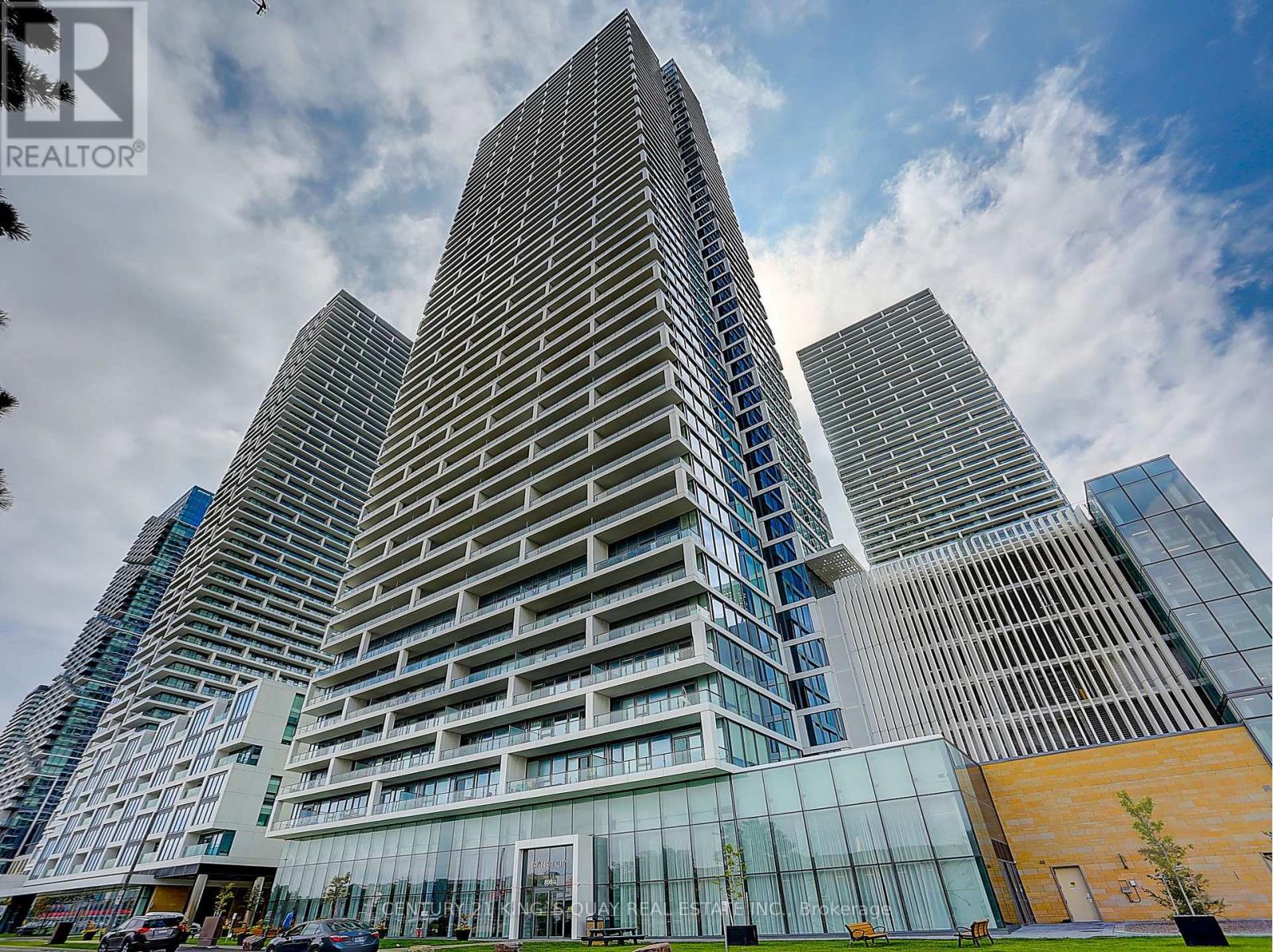 4908 - 898 Portage Parkway, Vaughan, Ontario  L4K 0J6 - Photo 2 - N12555124