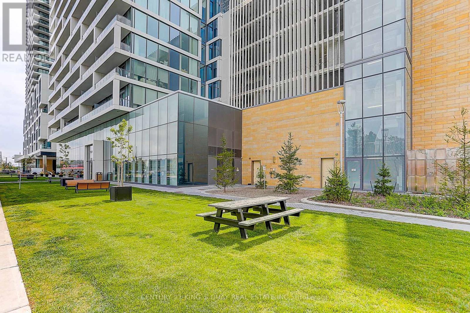 4908 - 898 Portage Parkway, Vaughan, Ontario  L4K 0J6 - Photo 6 - N12555124