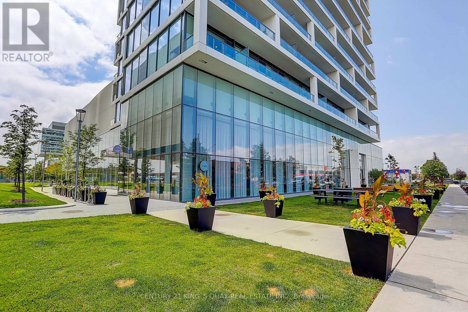 4908 - 898 Portage Parkway, Vaughan, Ontario  L4K 0J6 - Photo 8 - N12555124