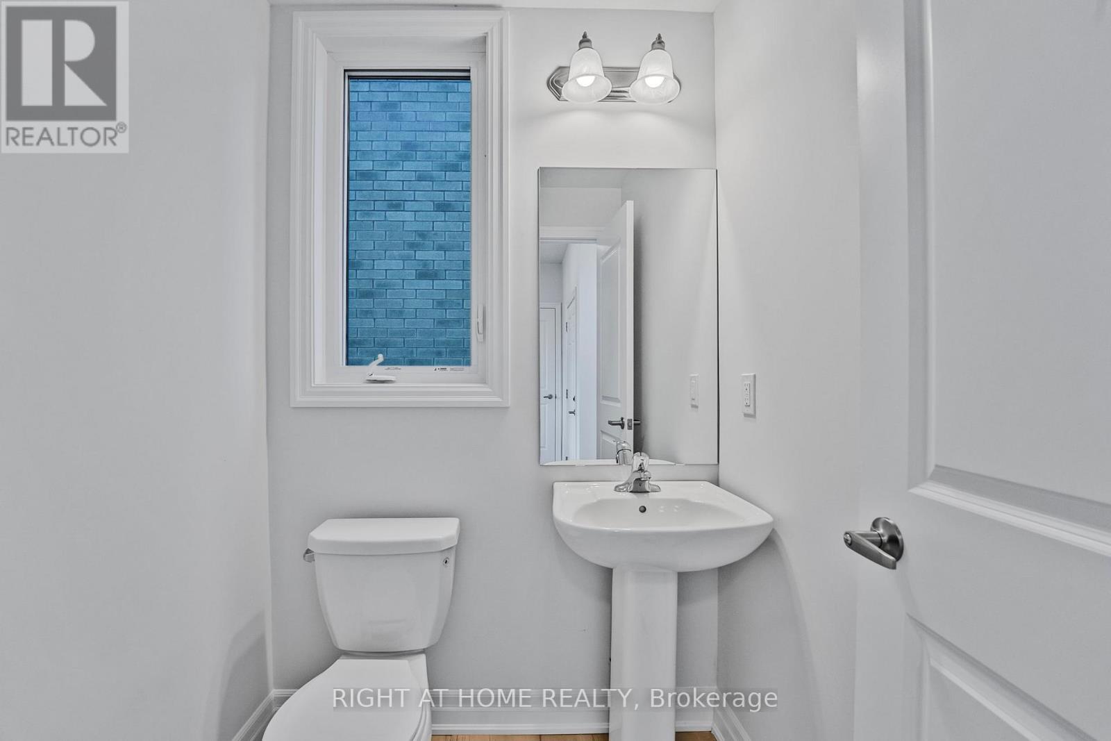 43 Federica Crescent, Wasaga Beach, Ontario  L9Z 0N5 - Photo 9 - S12555076