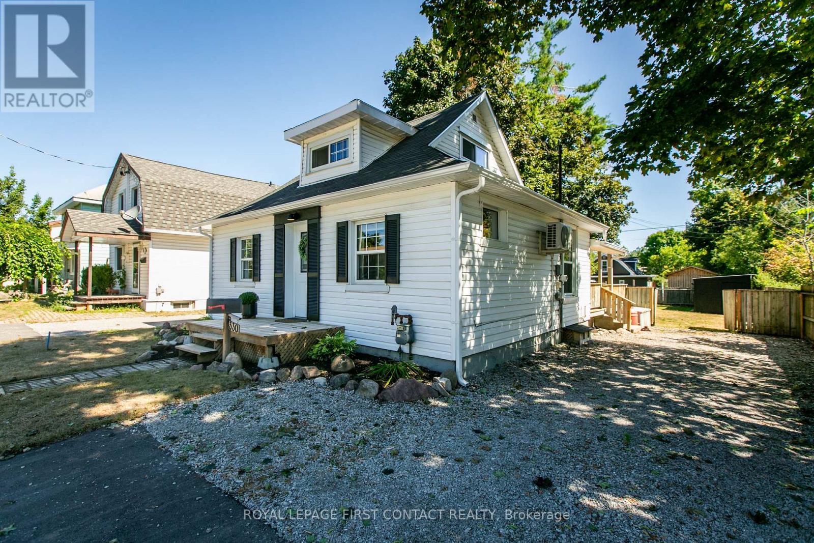 330 Laclie Street, Orillia, Ontario  L3V 4P3 - Photo 3 - S12555106