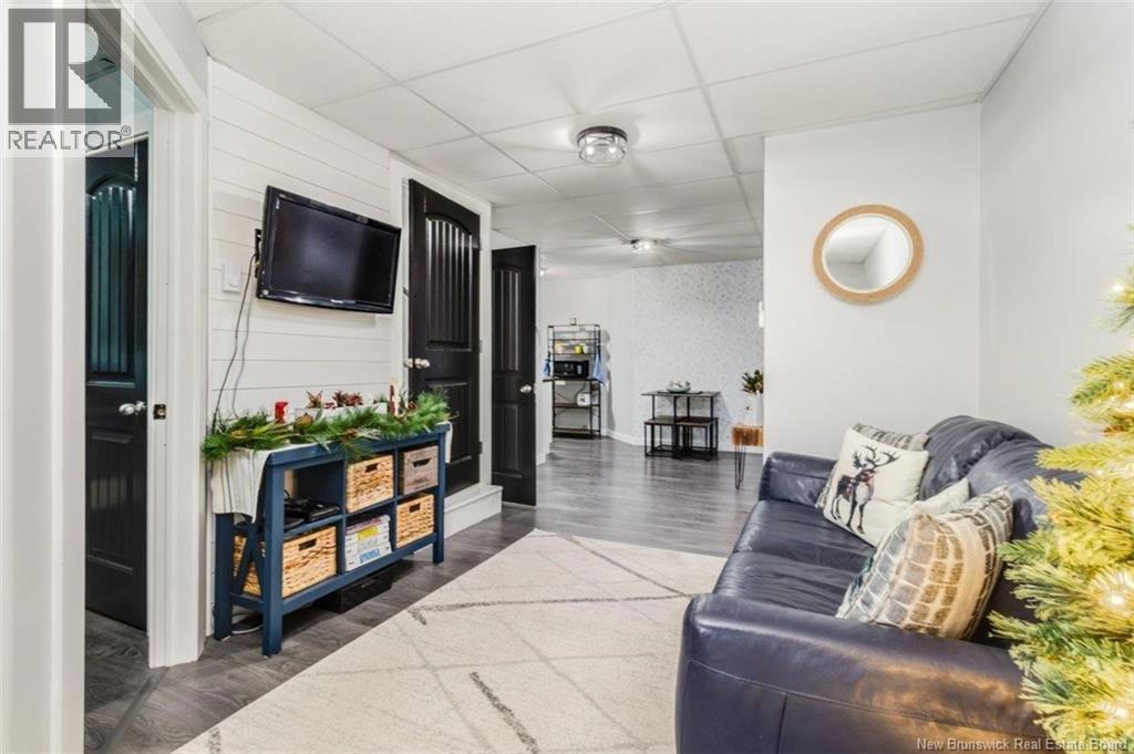 5 Keirra Street, Fredericton, New Brunswick  E3A 4Y4 - Photo 30 - NB130295