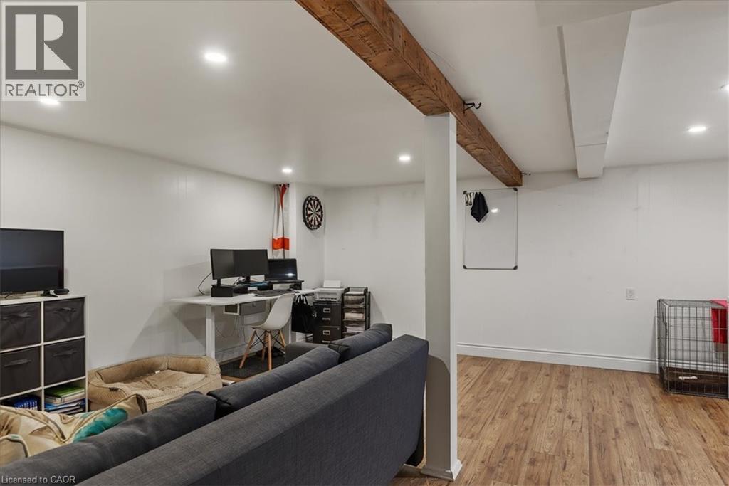 18 Berwick Place, Kitchener, Ontario  N2A 2R7 - Photo 29 - 40772492