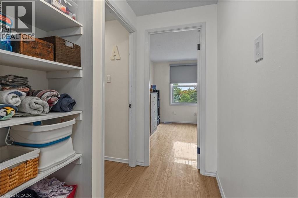 18 Berwick Place, Kitchener, Ontario  N2A 2R7 - Photo 21 - 40772492