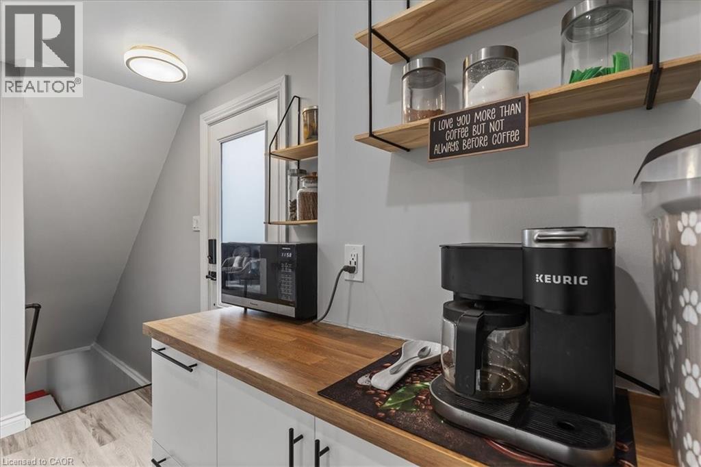 18 Berwick Place, Kitchener, Ontario  N2A 2R7 - Photo 15 - 40772492