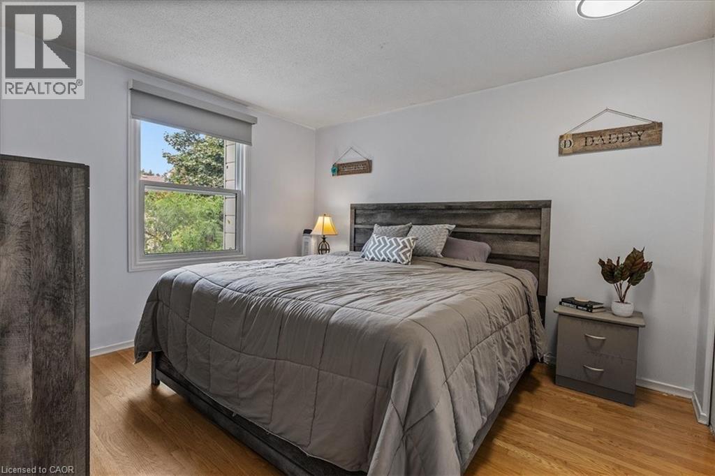 18 Berwick Place, Kitchener, Ontario  N2A 2R7 - Photo 18 - 40772492