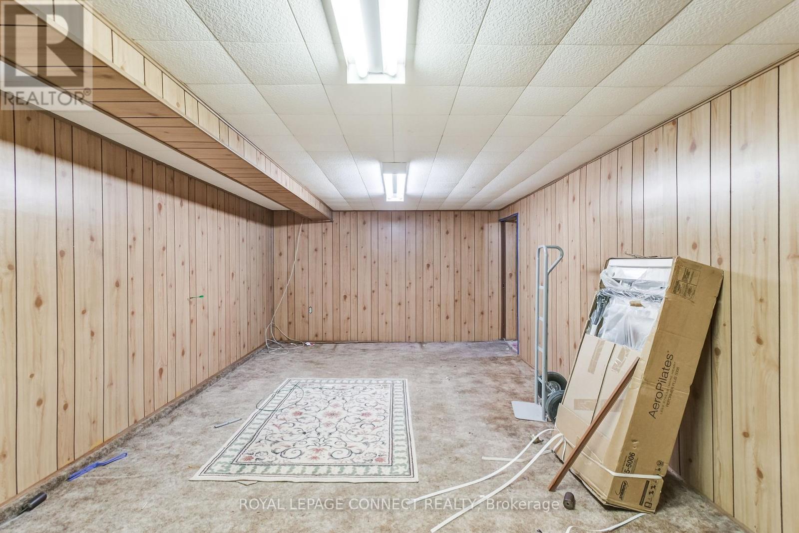 1171 Islington Avenue, Toronto, Ontario M8Z 4S8 - Photo 18 - W12555008