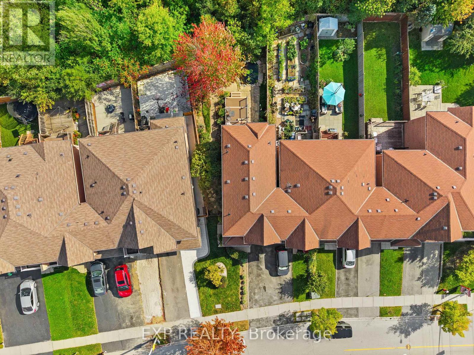 9 Copperfield Road, Brampton, Ontario  L6Z 0C7 - Photo 2 - W12555016