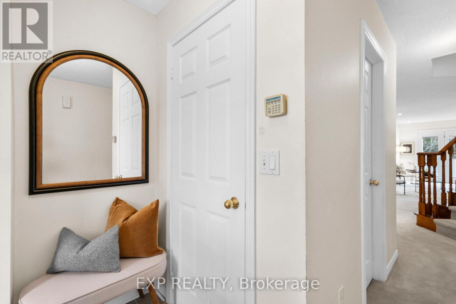 9 Copperfield Road, Brampton, Ontario  L6Z 0C7 - Photo 5 - W12555016