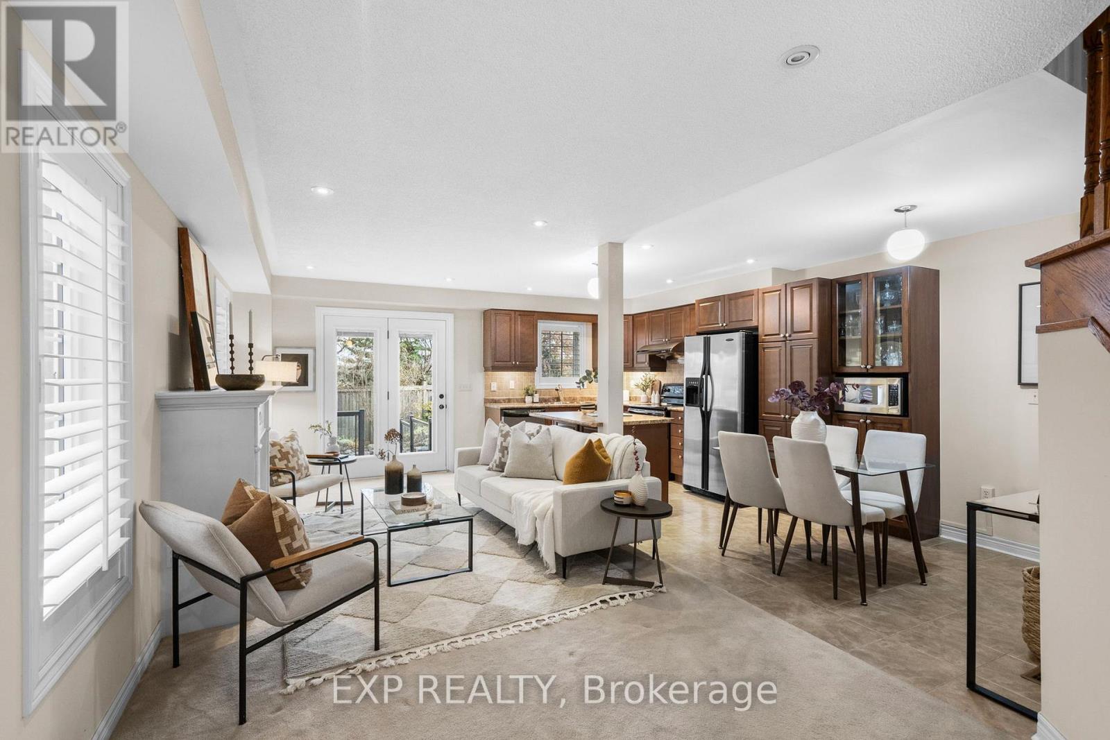 9 Copperfield Road, Brampton, Ontario  L6Z 0C7 - Photo 7 - W12555016