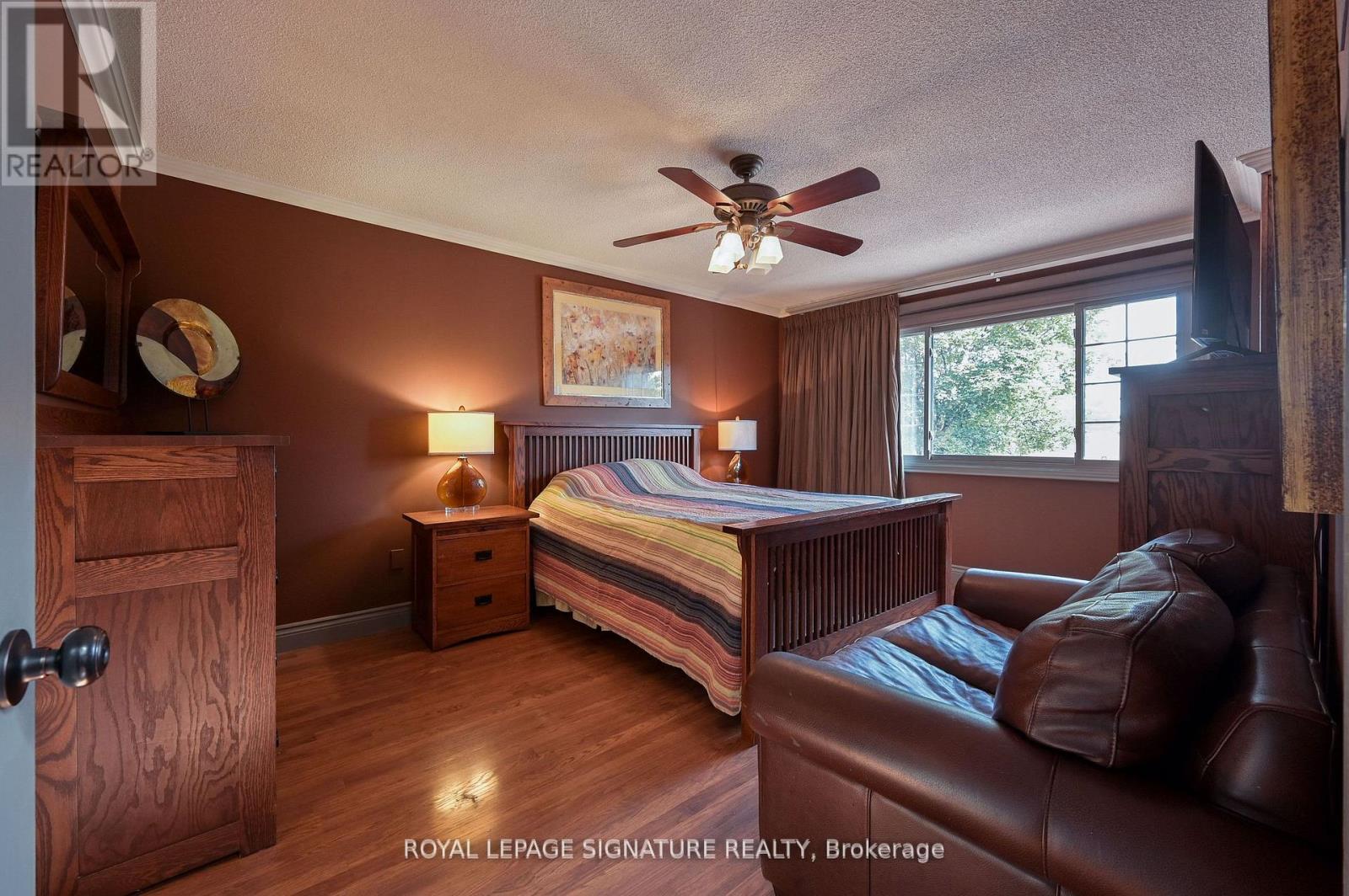 1191 Grange Road, Oakville, Ontario  L6H 1P8 - Photo 24 - W12555030