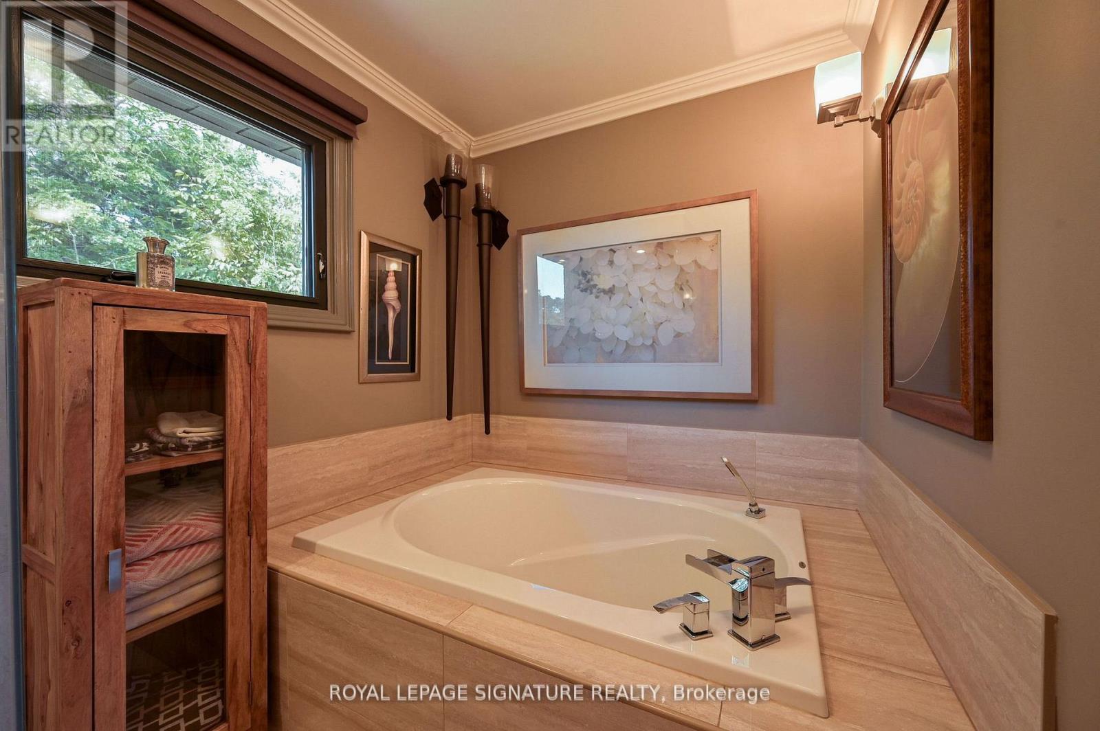 1191 Grange Road, Oakville, Ontario  L6H 1P8 - Photo 29 - W12555030