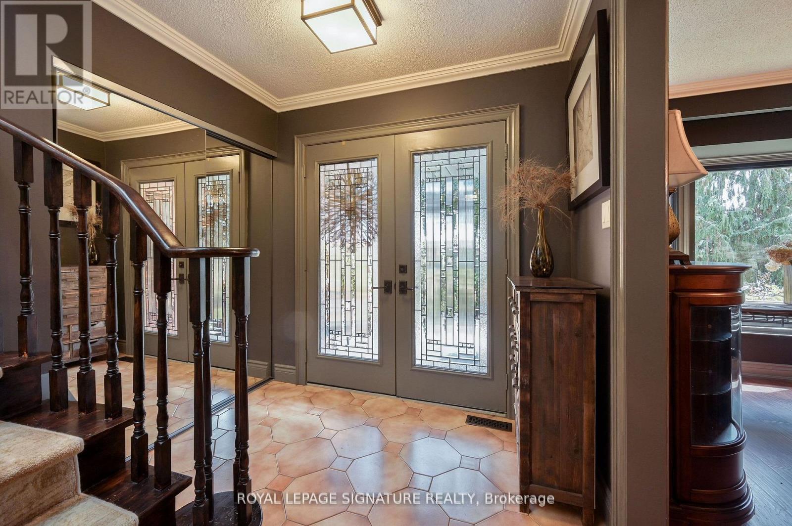 1191 Grange Road, Oakville, Ontario  L6H 1P8 - Photo 3 - W12555030