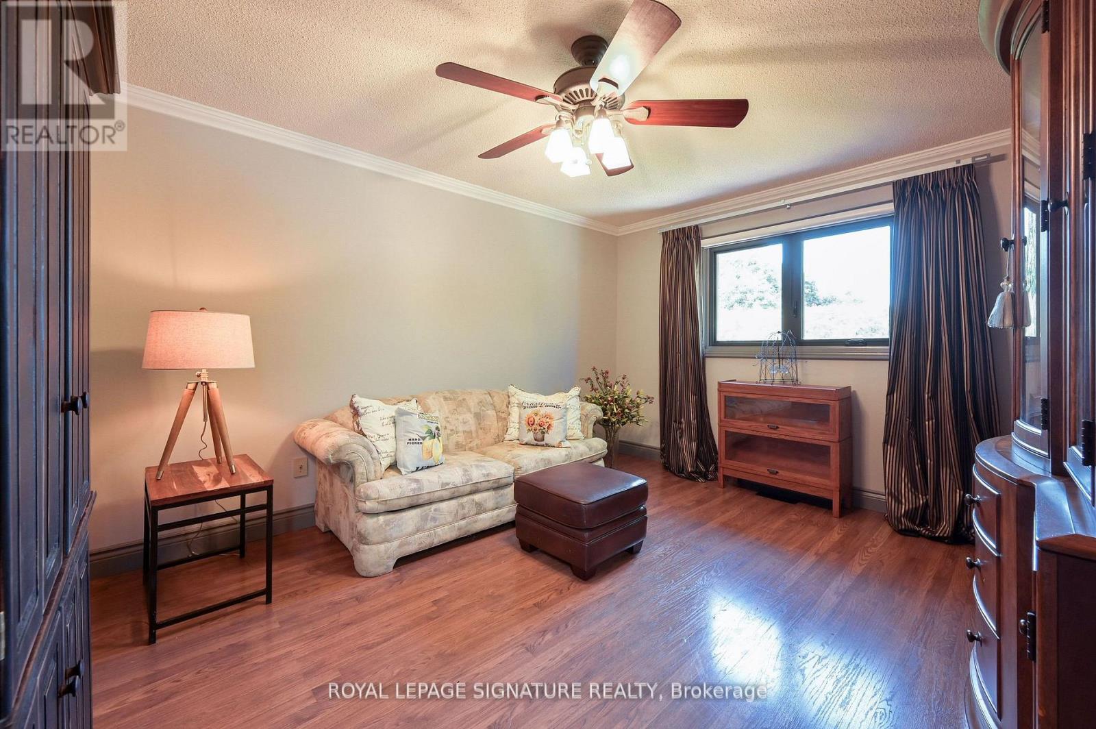 1191 Grange Road, Oakville, Ontario  L6H 1P8 - Photo 33 - W12555030