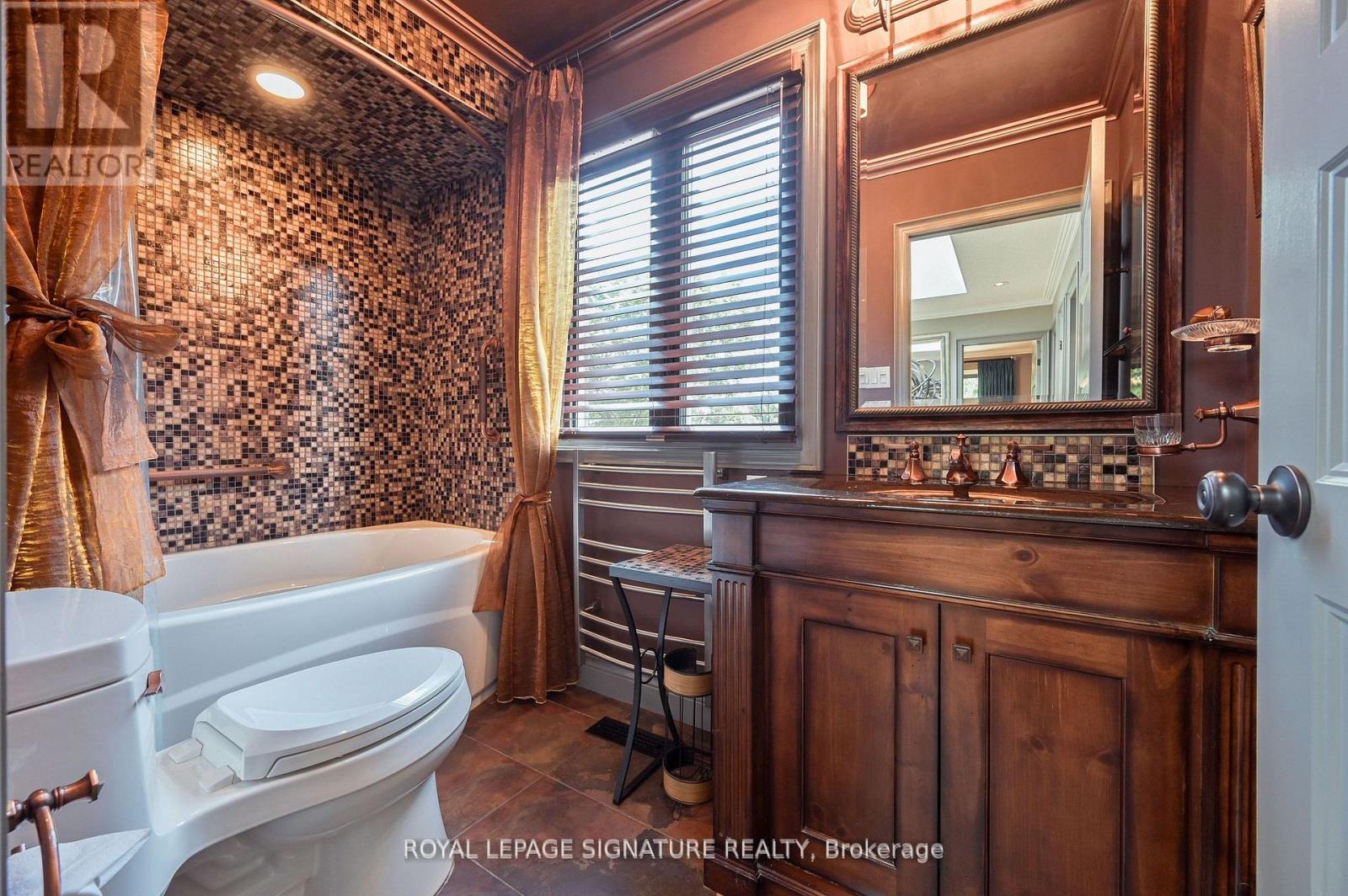 1191 Grange Road, Oakville, Ontario  L6H 1P8 - Photo 37 - W12555030