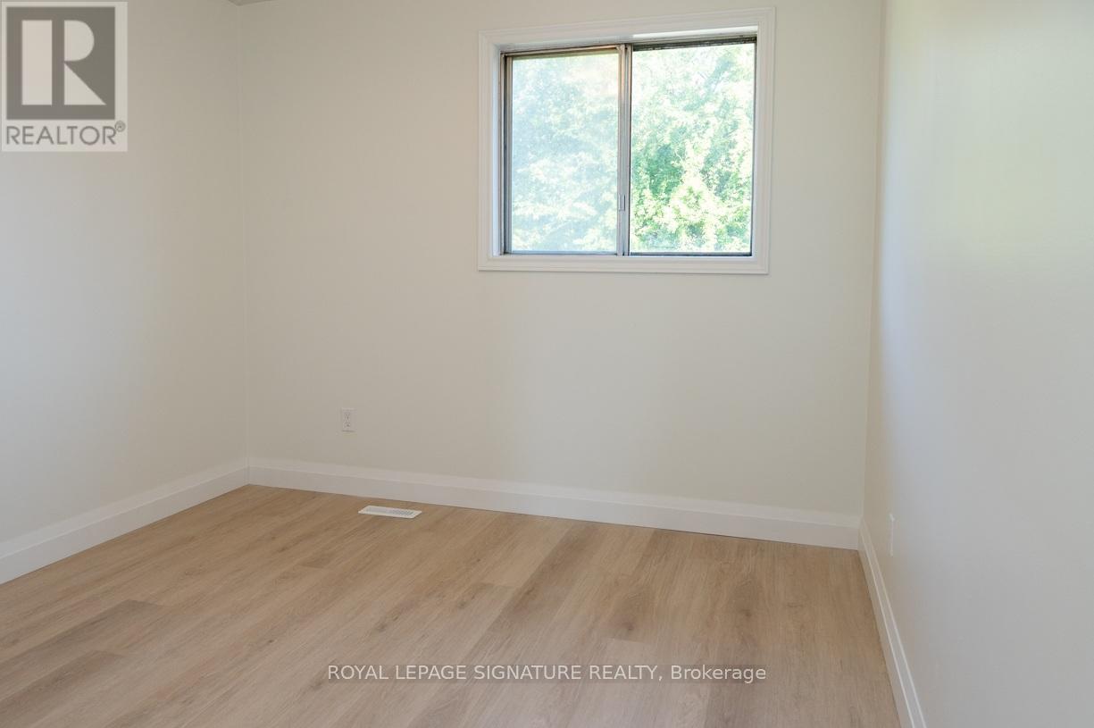 515 Ettridge Court, Mississauga, Ontario  L5G 1W7 - Photo 17 - W12555034