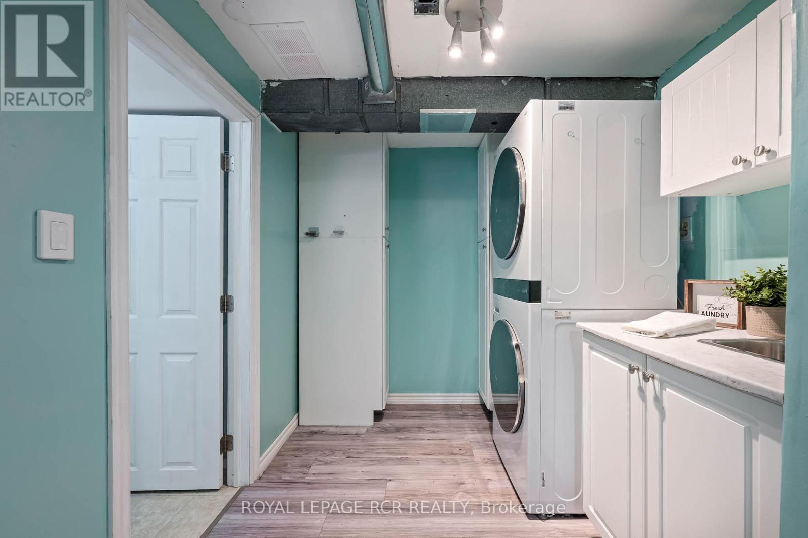 38 Karen Court, Orangeville, Ontario L9W 3S3 - Photo 27 - W12555064