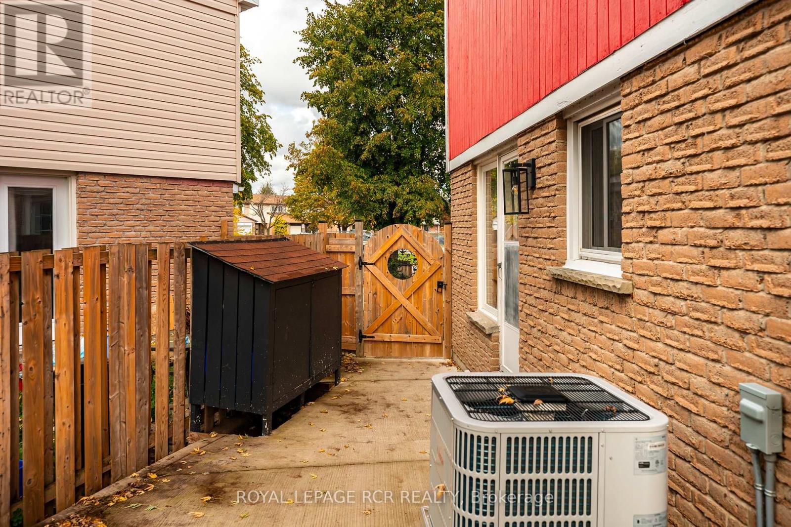 38 Karen Court, Orangeville, Ontario L9W 3S3 - Photo 29 - W12555064