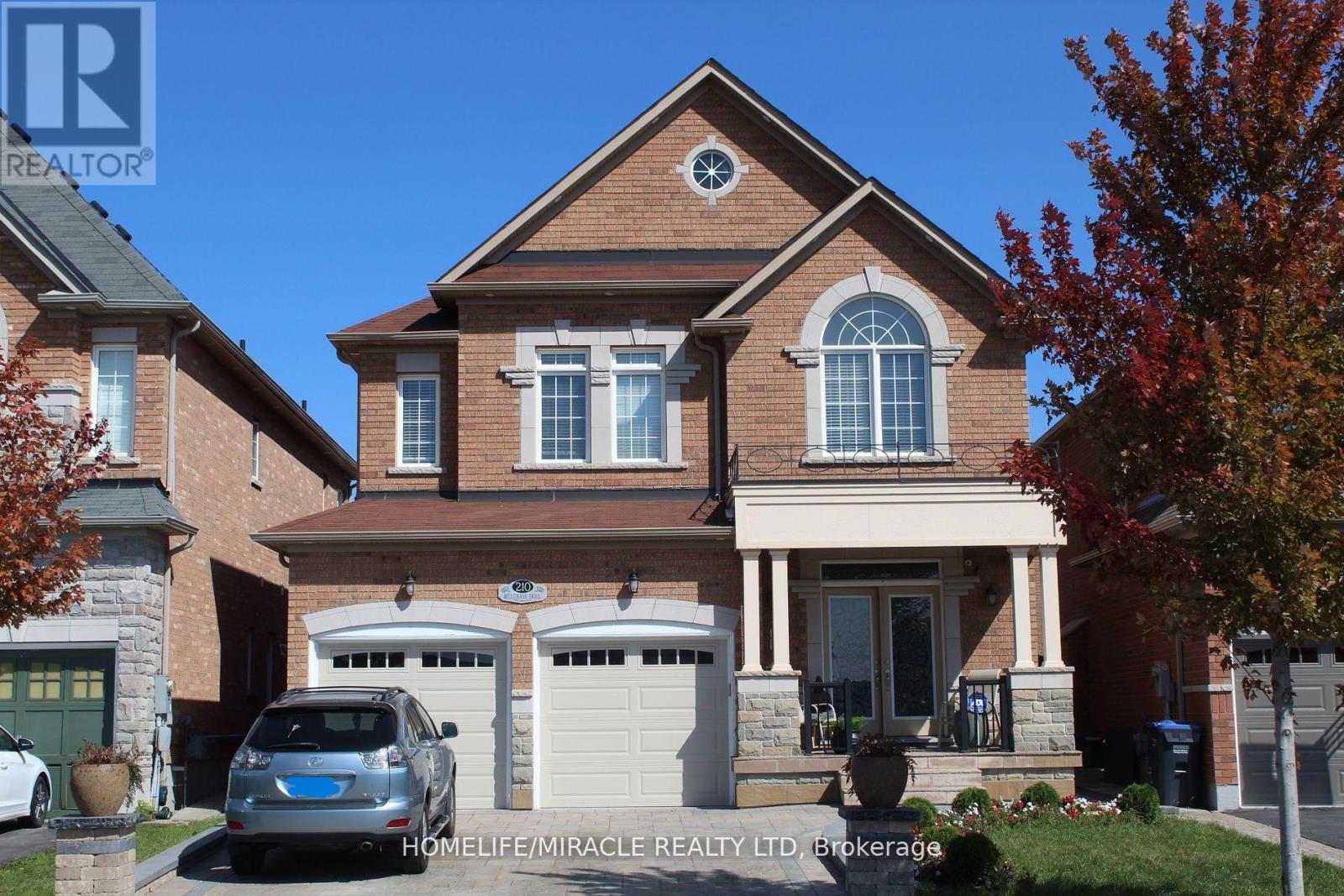210 BELLCHASE TRAIL, Brampton, Ontario