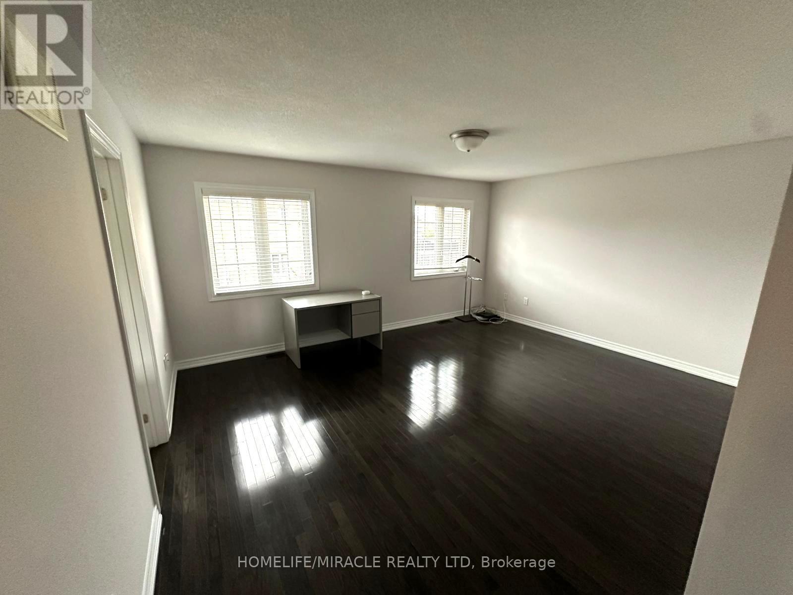 210 Bellchase Trail, Brampton, Ontario  L6P 3V2 - Photo 20 - W12555132