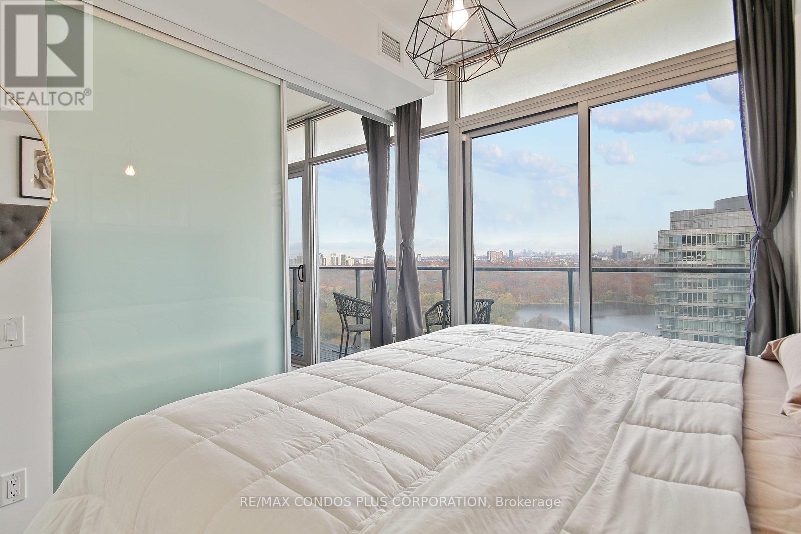 2614 - 103 The Queensway, Toronto, Ontario  M6S 5B3 - Photo 14 - W12555142