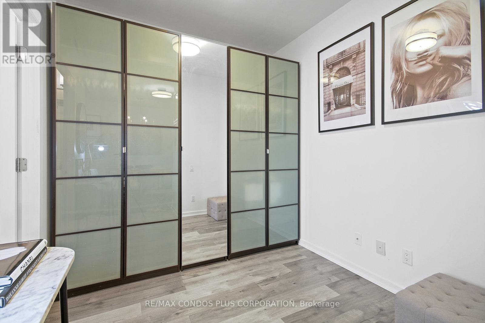 2614 - 103 The Queensway, Toronto, Ontario  M6S 5B3 - Photo 21 - W12555142