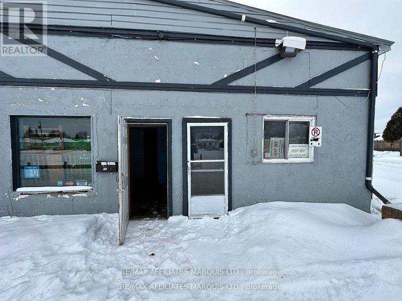 1124 Paul Street, Cornwall, Ontario  K6H 2Y8 - Photo 1 - X12555416